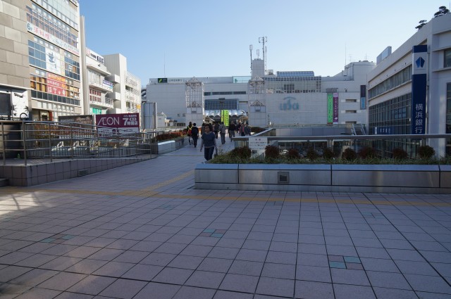 茅ヶ崎駅北口ペデストリアンデッキ