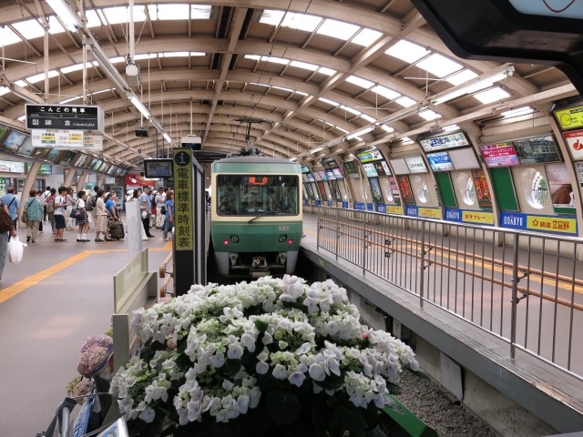 江ノ電藤沢駅と江ノ電