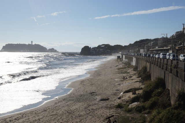 駅と海と江の島