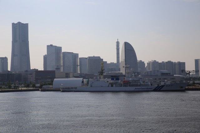 しきしまと横浜海上防災基地