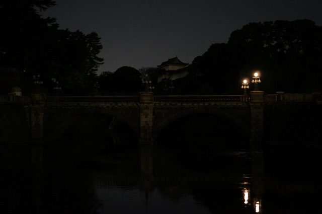 夜の二重橋