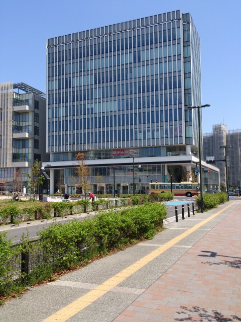 湘南パスポートセンターが入居するアイクロス湘南